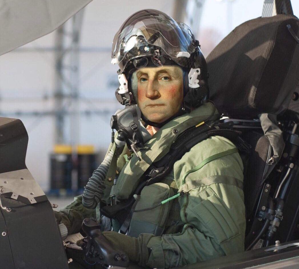 Holiday weekend in the US! It celebrates George Washington, our bad*ss god king founder.

He was 6'2 (1.8m) &amp; >200lbs (91kg), in a time when the average man was nearly a foot shorter.

He was also a brilliant tactician &amp; statesman that defeated the Brits.  Have a 🍻 in his honor! https://t.co/5BVfqjDWRG