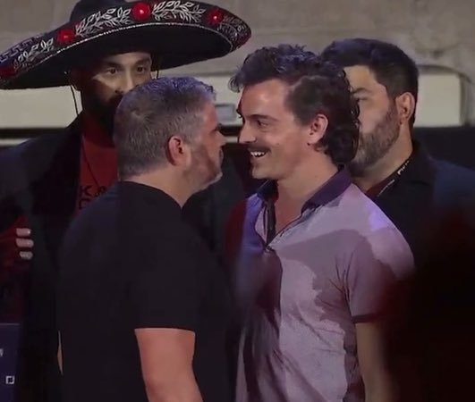 RT @nettaldo: Ur dev is Selling

Mine is fighting

We are not the same

#HarryPotterObamaSonic10Inu https://t.co/v8a4ebYEt3